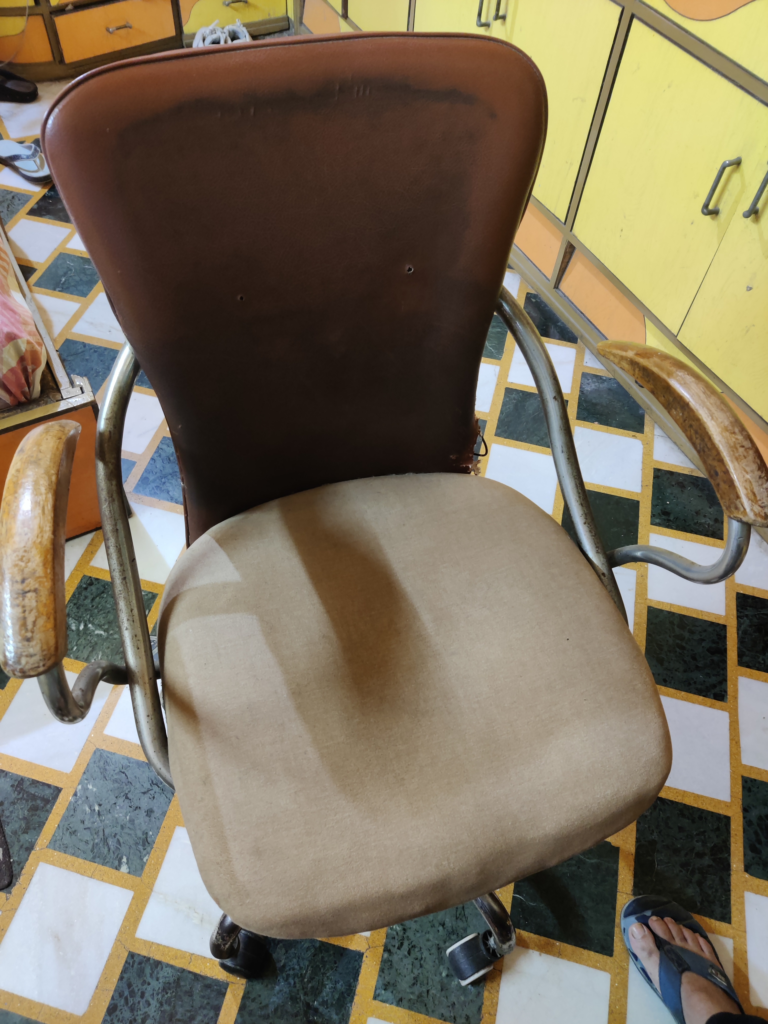 Eezy Chair